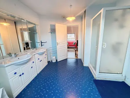 Villa contemporaine: terrasse, jardin clos, 4 chambres, proche mer et attractions - Photo 18