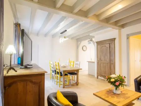 Maison paisible avec terrasse et jardin proche sites préhistoriques - Photo 4