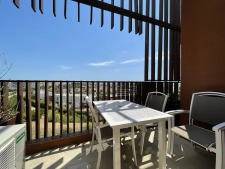 Appartement 2P à Sète avec Piscine, Clim, Parking et Proche Plages - Photo 1