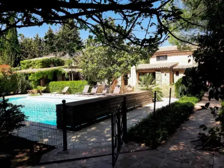 Butterfly, Maison de charme en pierre avec clim et piscine - Photo 30