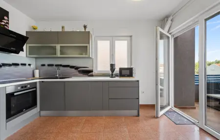 Appartement 4 personnes à Brodarica - Photo 4