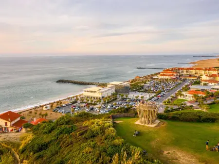 Charmant studio avec terrasse, parking en sous-sol, entre Biarritz et Anglet, à 5 km des plages - Photo 10