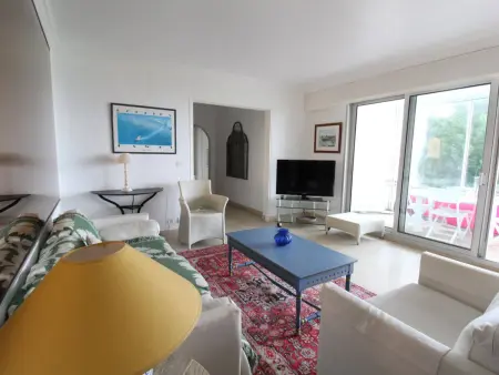Appartement spacieux 95m2 au pied de la plage avec jardin et parking - Photo 5