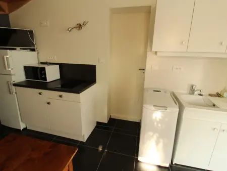 Appartement rénové à Royan, proche plage, terrasse, parking privé - Photo 6