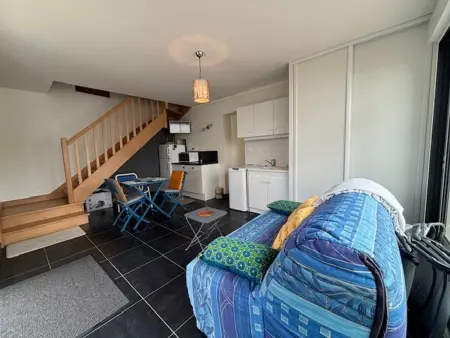 Appartement rénové à Royan, proche plage, terrasse, parking privé - Photo 9