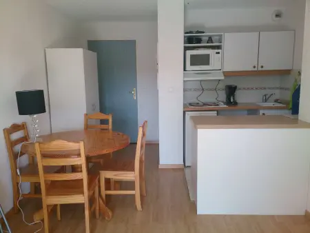 Charmant appartement avec jardin privé et accès piscine - Photo 3