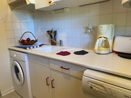 Appartement T2 rénové pour 4 pers, au pied de la plage avec 2 balcons et parking privé, St Georges - Photo 6