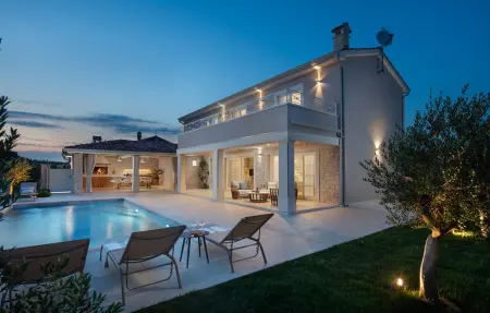 Villa Gabriel Residence, Maison 8 personnes à Zminj - Photo 14