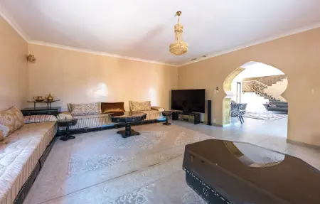 Maison 10 personnes à Arles - Photo 2