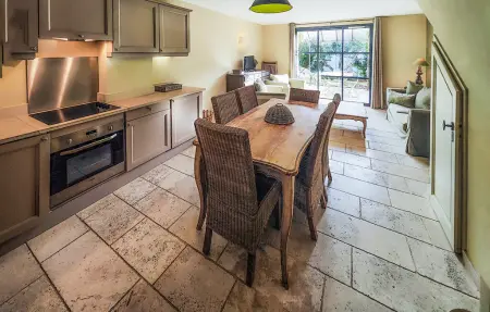 Maison 4 personnes à St.Laurent de la Cabr. - Photo 5