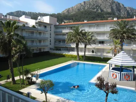 Appartement de luxe avec piscine et parking, animaux bienvenus - Photo 2