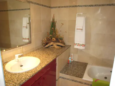 Luxueux appartement à L'Estartit avec piscine, proche plage et centre-ville - Photo 11