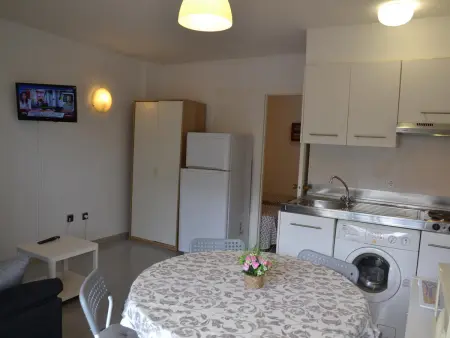 Accès direct à la plage, piscine, jardin privatif – Charmant T2 à L'Estartit - Photo 7