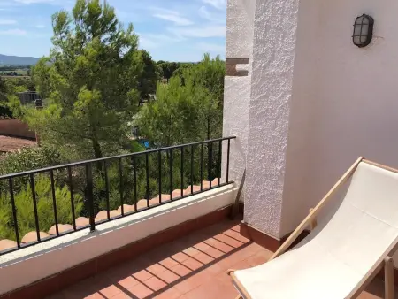 Maison avec Piscine Commune, Jardin et Terrasse - Proche Plage et Villages Médiévaux - Photo 18