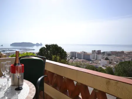 Charmante Maison avec Piscine et Vue Mer à L'Estartit - Photo 2