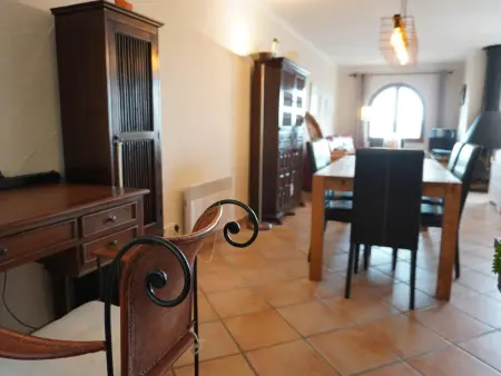 Charmante Maison avec Piscine et Vue Mer à L'Estartit - Photo 11