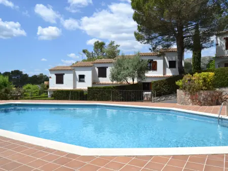 Charmante maison avec jardin, piscine et terrasse à L'Estartit, près de la plage et des villages médiévaux - Photo 2