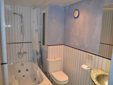 Appartement en Front de Mer à L'Estartit avec Piscine, Tennis et Parking Privé - Photo 9