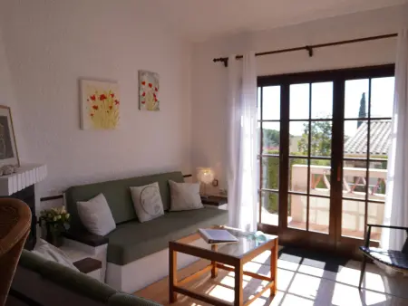 Maison de Vacances à L'Estartit : 3 Chambres, Piscine Commune, Proche Plage et Activités - Photo 7