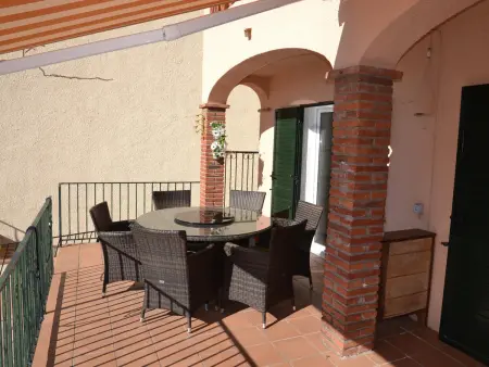 Maison spacieuse avec piscine commune, proche de la mer à L'Estartit, 3 chambres, barbecue, parking - Photo 4