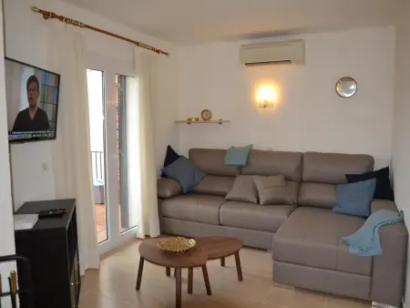 Maison spacieuse avec piscine commune, proche de la mer à L'Estartit, 3 chambres, barbecue, parking - Photo 6