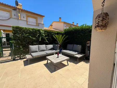 Belle maison à 10 min de la plage avec piscine et terrasse - 3 ch, garage privé, animaux bienvenus - Photo 2