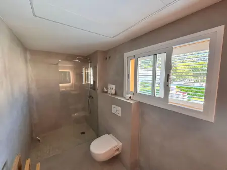Belle maison à 10 min de la plage avec piscine et terrasse - 3 ch, garage privé, animaux bienvenus - Photo 17