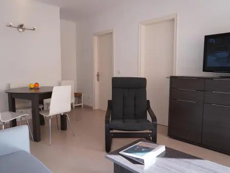 Appartement rénové L'Estartit, 600m plage, piscine, 2 ch. doubles, balcon, proche commerces et port - Photo 7