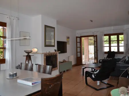 Villa avec Piscine Privée, Jardin Clôturé et Proche Plage- Idéale pour Familles! - Photo 12
