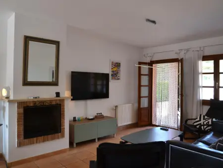Villa avec Piscine Privée, Jardin Clôturé et Proche Plage- Idéale pour Familles! - Photo 13