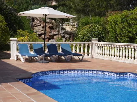 Villa avec Piscine Privée et Air Con - 4 km Plage - Photo 8
