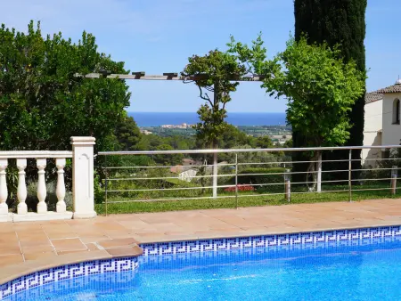 Villa avec Piscine Privée et Air Con - 4 km Plage - Photo 9