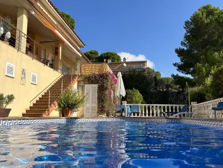 Villa avec Piscine Privée et Air Con - 4 km Plage - Photo 22