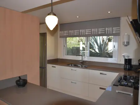 Villa avec Piscine Privée et Air Con - 4 km Plage - Photo 34