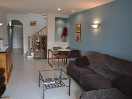 Maison avec Piscine et Jardin, à 500m de la Plage de L'Estartit, Idéale pour Familles - Photo 6