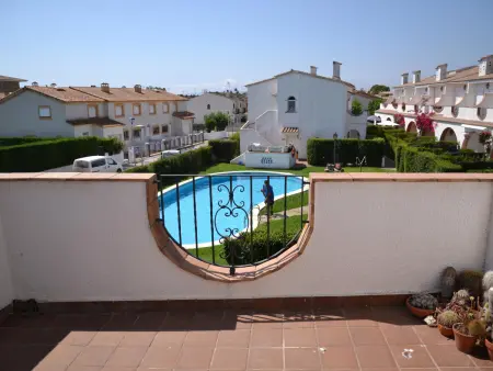 Maison avec Piscine et Jardin, à 500m de la Plage de L'Estartit, Idéale pour Familles - Photo 11