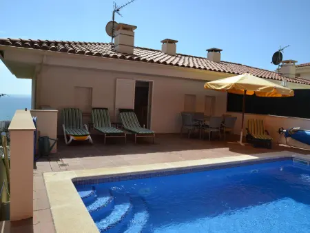 Maison de luxe avec piscine privée à L'Estartit, Espagne - Photo 1