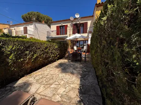 Maison de Charme avec Jardin, Piscine Commune, près de la Plage et de L'Estartit - Photo 10