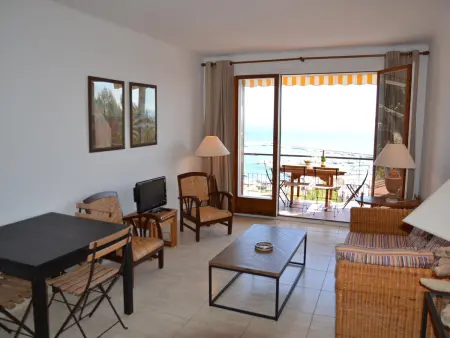 Appartement rénové à L'Estartit avec terrasse - Photo 1