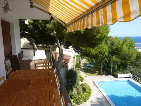 Appartement rénové à L'Estartit avec terrasse - Photo 9