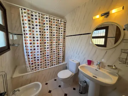 Maison familiale avec jardin et terrasse privée, piscine commune, proche de L'Estartit - Photo 16