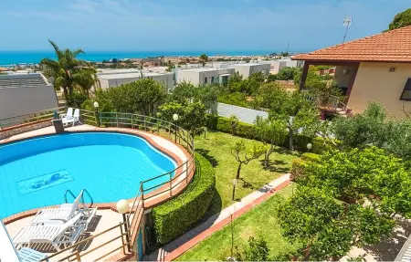 Maison 10 personnes à Marina di Ragusa - Photo 1