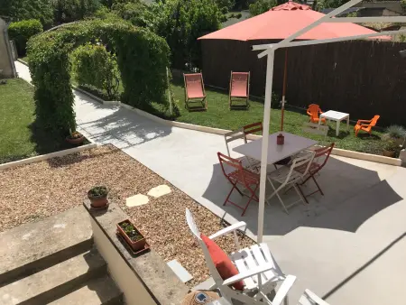 Maison rénovée avec jardin, proche du centre, pour 6 pers, Châteauroux - Photo 1