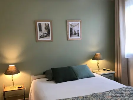 Maison rénovée avec jardin, proche du centre, pour 6 pers, Châteauroux - Photo 2