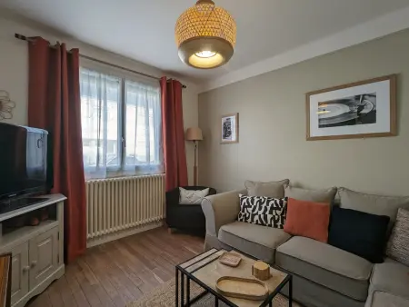 Maison rénovée avec jardin, proche du centre, pour 6 pers, Châteauroux - Photo 8