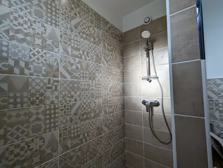 Maison rénovée avec jardin, proche du centre, pour 6 pers, Châteauroux - Photo 15