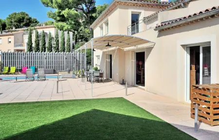 Les Villegiales, Maison 10 personnes à Villeneuve Lès Avignon - Photo 12