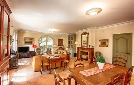 La Villa De La Gasqui, Maison 10 personnes à Isle Sur La Sorgue - Photo 10