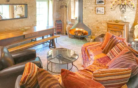 L'Ecrin De Verdure, Maison 6 personnes à Simeyrols - Photo 2