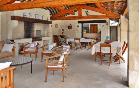 Le Mazet D'Estelan Et Son Anne, Maison 10 personnes à Barbentane - Photo 10